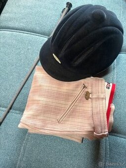 Jezdecká helma Casco 54-57cm, bičík a dětské rajtky