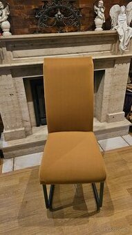 Nové elastické potahy na židle