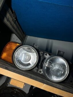 Svetlomety BMW E34