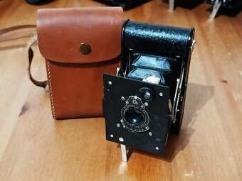 Vojenský fotoaparát Vest Pocket Autographic KODAK (1912)