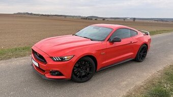 Ford Mustang GT 5.0 V8 EU manuál 40tis.km