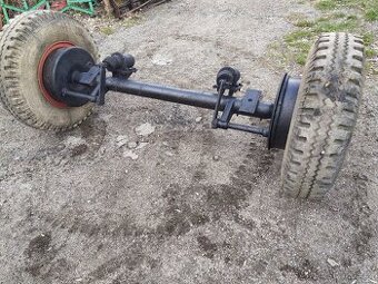 Náprava z vleku 7 tun s koly 8,25-15, rozšířená otočením kol