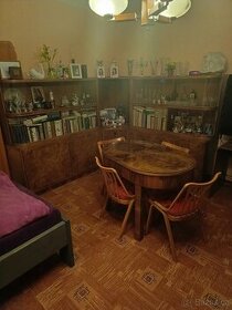 obývací stěna + stoly a psací stůl