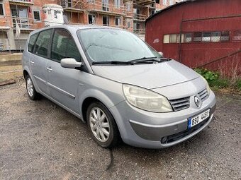 Renault Scenic 1.9 dCi 7 míst