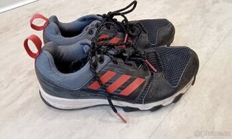 Terénní trailové běžecké boty Adidas vel. 38