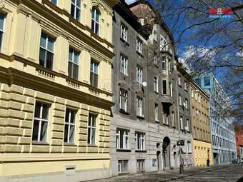 Prodej bytu 3+kk, 98 m², Praha, ul. Pernerova - 1