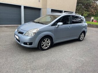 Toyota Corolla VERSO 2.2 TDI(100 KW), nová STK