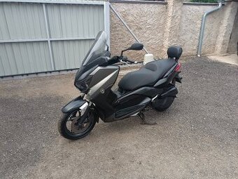 Yamaha x max 125i ABS rv. 2015 CZ doklady v ceně