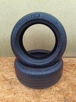 2ks zanovni letni 235/45/18 Michelin - 1
