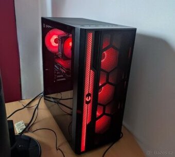 Pc i5 12400f, RX 6600 XT