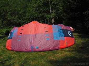 Kite Duotone Rebel 2019 12 m + bar,leash, pumpa