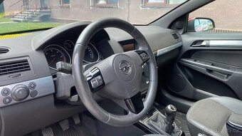 Prodám Opel Astra GTC Coupé – 1.9 CDTI – rok 2007