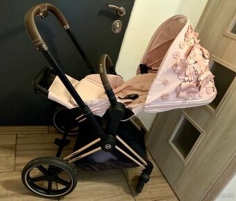 Cybex Priam
