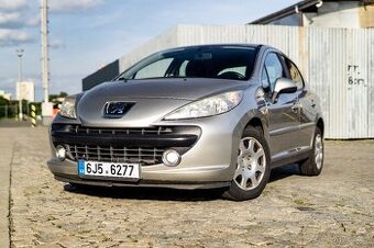 Peugeot 207 1.4 Benzín