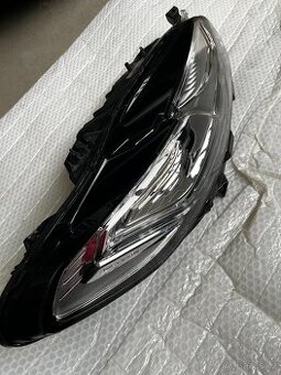 Ford Mondeo MK 5, p.p.světlomet Full Led ES73-13D154-CD