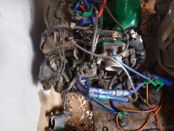 Toyota Corolla e11 díly