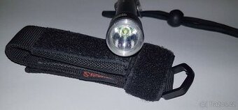 LED svítilna / baterka SUNWAYMAN R20A, příslušenství,pouzdro