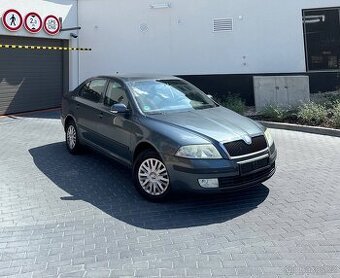 Škoda Octavia 2005 1.9 TDI Sedan
