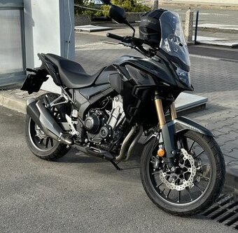 Honda CB500X, rok výroby 2023, naj.2900 km