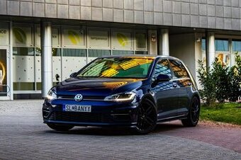 Volkswagen Golf 1.5 TSI R-Line Highline / SK Auto / TOP STAV