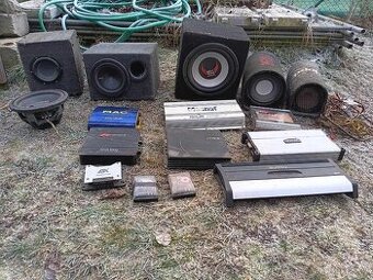 Prodám subwoofer plus zesilovače do aut