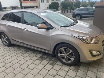 Prodám Hyundai i30 kombi 1 majitel