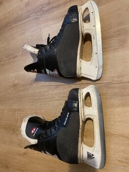 Prodám lední brusle Botas, velikost 39.