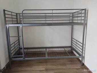 IKEA - SVARTA dvoupatrová postel