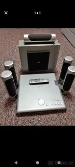 Domácí kino Philips z AUX vstup a rádiem