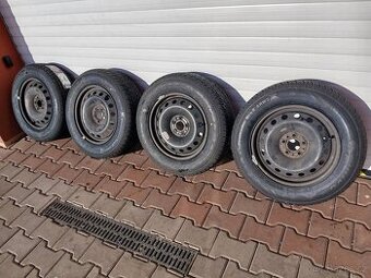 FIAT TIPO / 500L DISKY S NOVÝMI ZIMNÍMI PNEU 195/65 R15