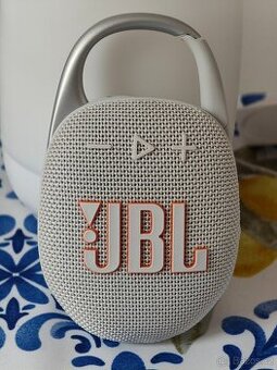 JBL clip 5