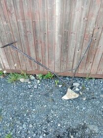 Prodám ruční pluh do řádku na ohrnování.