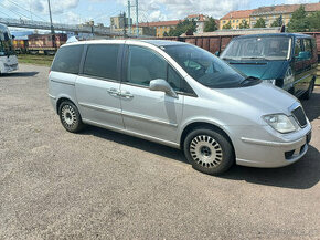 Lancia Phedra 2,0 JTD