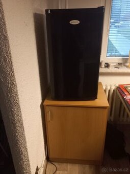 Prodej mrazáku a ledničky