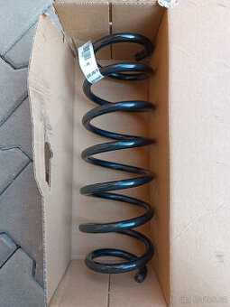 Zadní pružina BMW X3/X4 f25/f26 originál BMW, jako nová