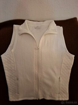 Fleecová vesta, vel. 38