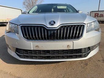 Predni naraznik s maskou Skoda Superb 3