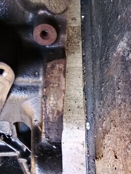 Prodám hlavu na motor cfc - 1