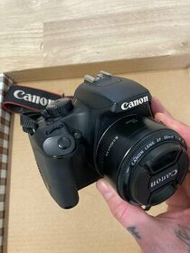 Canon 1000D + objektiv Canon EF 50mm