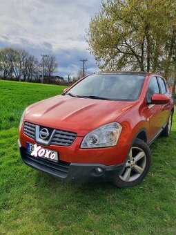 Nissan Qashqai 1.6i 84Kw PANOR./TAŽNÉ/BEZKLÍČ.