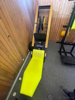 Legpress a kladkostroj