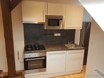 Pronájem bytu 2+kk 38m2 Praha 4 Michle