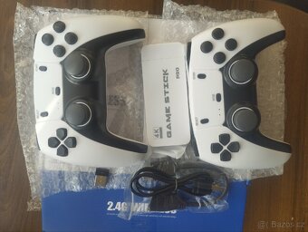 RETRO BEZDRÁTOVÁ KONZOLE + 2PADY 64GB 20000 HER
