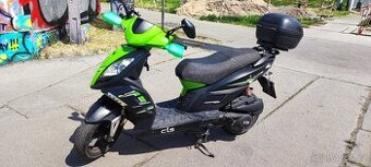 Skútr Maxon Blade černo-zelená 125ccm