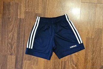 Sportovní kraťasy Adidas vel. 140
