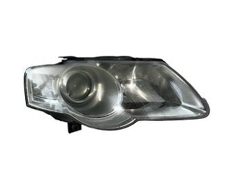 Pravý halogen světlo 3C0941006AB VW Passat B6 r.v. 2010