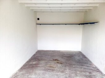 Pronajmu garáž v Chomutově na Zadních Vinohradech