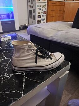 converse Chuck Taylor All Star Boty
- 1