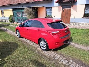 Hyundai i30 1.6i 99kw