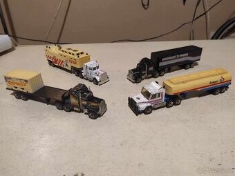 Matchbox + další hračky